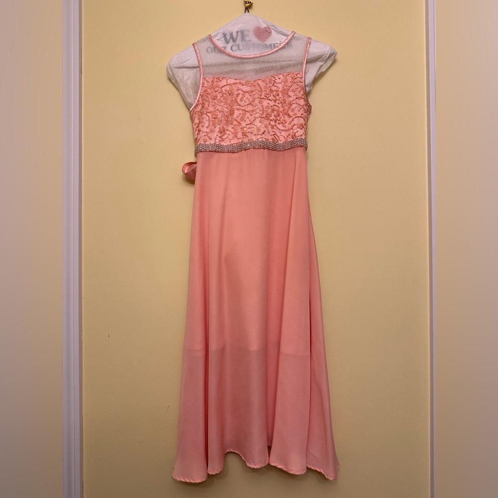 Elegant Pink Sleeveless Dress
